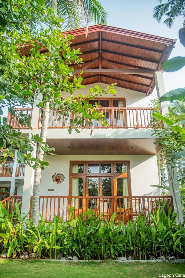 Lagoon Gate Tangalle Resort Exterior foto