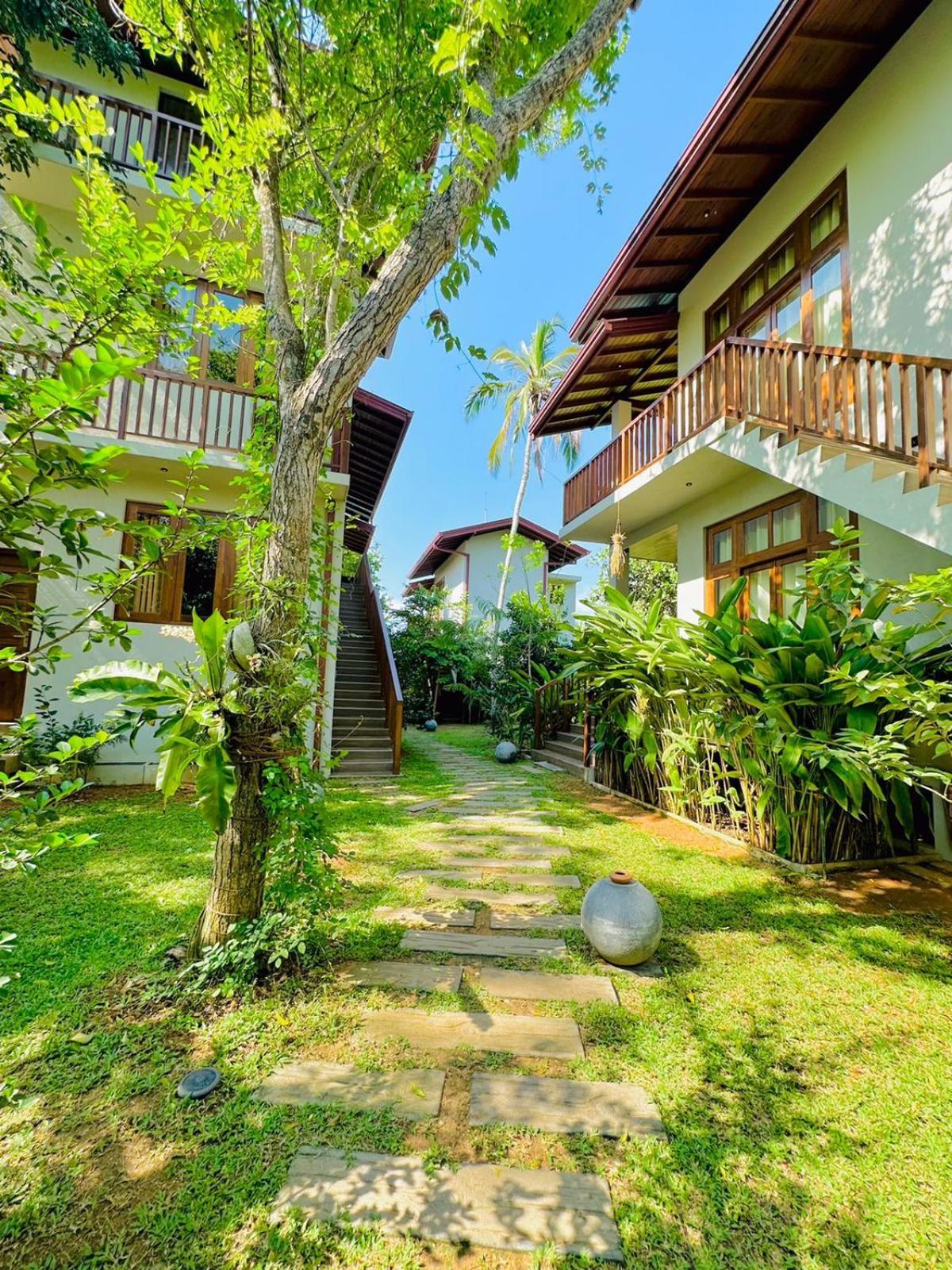 Lagoon Gate Tangalle Resort Exterior foto